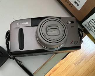 Canon Z135 Sureshot