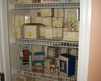 Precious Moments / Cherish Teddies
