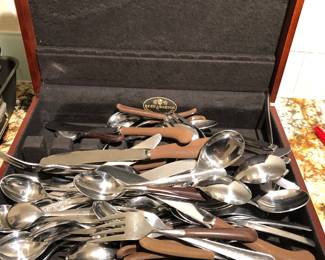 Oxford Hall stainless 