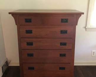Very finely crafted & dovetailed cherry wood Arts & Crafts Mission Style chest