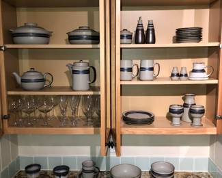 A collection of Otagiri Horizon stoneware dishes etc