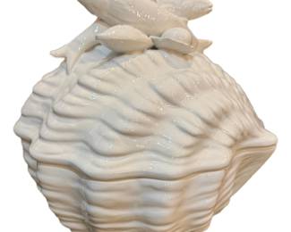 Fabulous soup tureen