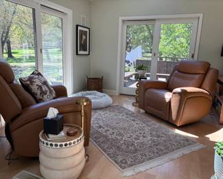 Raymour and Flanigan leather recliners (2)
Purchased in 2024 for $1600/ea. The most comfortable chairs in the world. Chairs have heat and massage features. Excellent condition.