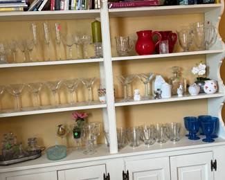 Glasses. Pitchers. Large assortment of
Creamers, small sauce pourers etc