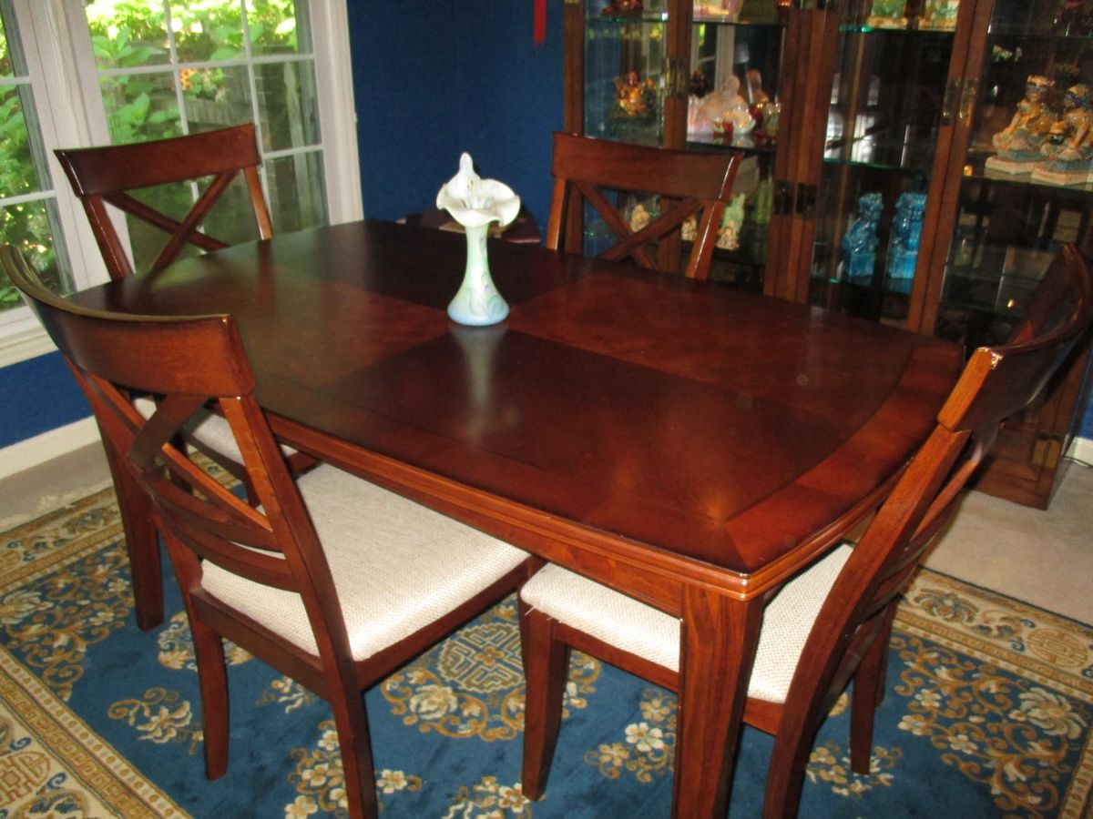Dining Table & Four Chairs