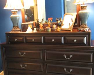 Dresser W/ Mirror