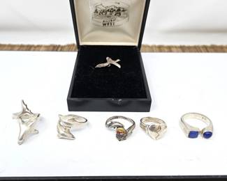 Lot of Five Sterling Silver Rings Plus a Sterling Bird in Flight Tie Clip