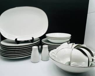 Fremont Noritake Dining Set: White China with Platinum Rim