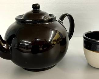 Brown Betty teapot and small brown and cream crock.