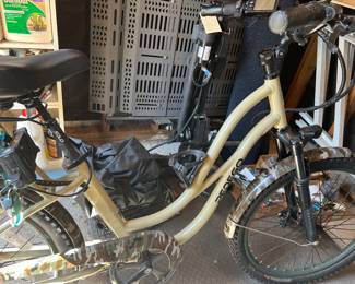 Pedego Electric Bike-Class 2/P749 motor/very high end...purchased on Feb 2023....because of illness rarely used....has many accessories...we have the list...
