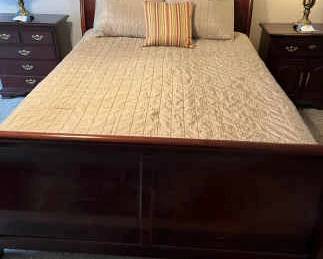 Queen Sleigh Bed