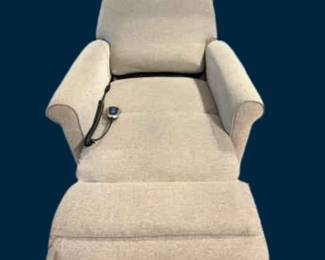 LaZBoy Lift Recline Chair