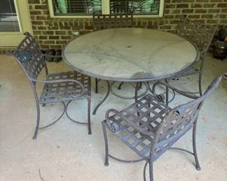 Metal Round Glass Top Table with 4 Chairs