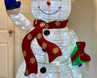 Fantastic Brilliantly Lighted Indoor/Outdoor Snowman