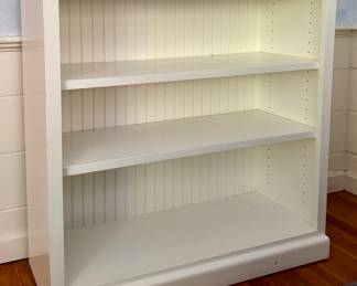 B.B. Kids Bookshelf