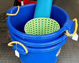 Rubbermaid Storage Buckets