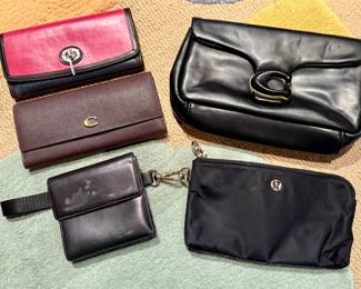 Women’s Accessories