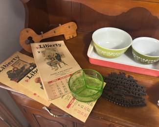 Pyrex, antique calendars