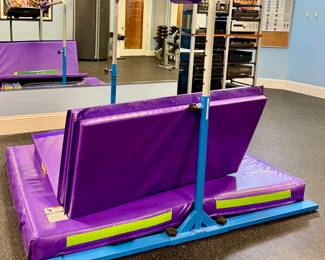 Tumbl Trak Bar & Mats