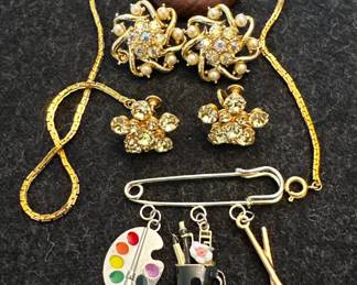 Vintage Jewelry
