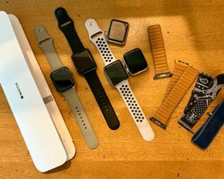Apple Watches & Accessories