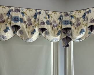 Custom Valance