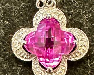 10K Pendant with Pink Stone