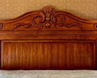 headboard detail