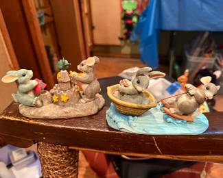 Charming Tails figures