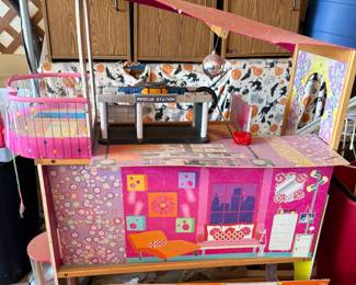 Doll house