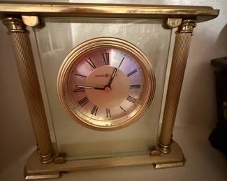 Howard Miller desk clock