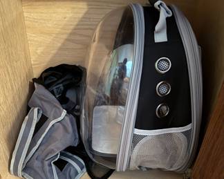 Reptile carrying case