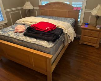 Queen Size bedroom set with mattress, 2 night stands and matching dresser with mirror