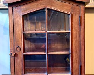 Display Cabinet