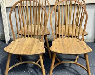 Set of 4 Windsor Chairs