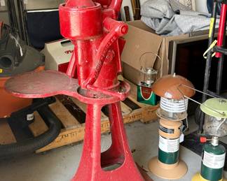 Antique Cast Iron Well Pump