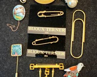 Vintage Fashion Pins