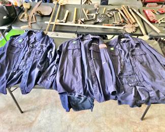 Flame resistant clothing