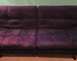 Futon fold down couch