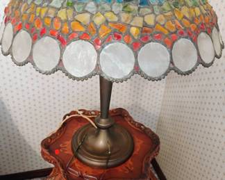 42. NICE LAMP TIFFANY STYLE $150