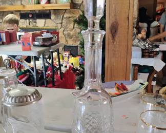 91. DECANTER $15