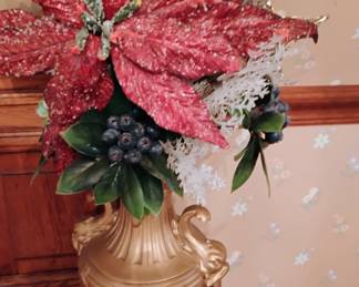 142  DECOR $12