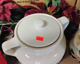 78. LONGABERGER COOKIE JAR $15