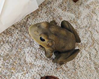 153. FROG $10