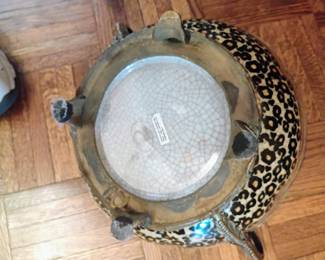 BOTTOM OF BOWL