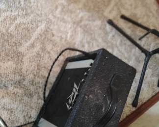 131. AMPLIFIER $50  DOES WORK