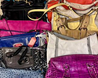 Coach
Purses are in excellent condition.
