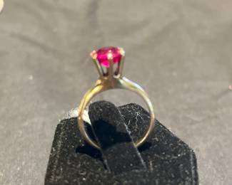 14k 2 carat Ruby