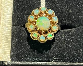 14K Opal 8.6 gms.