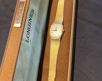 Vintage Longines Men's watch. 14K Watch case and solid 14K band.